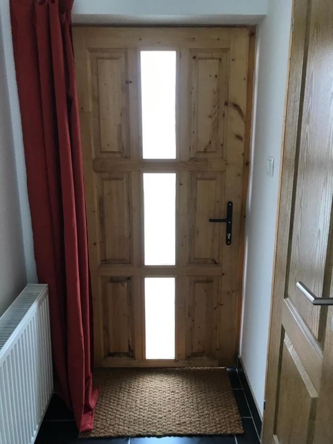Kerti Franciaagyas Apartman Vác Екстериор снимка
